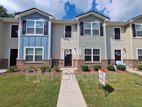 Building Photo - 325 Ashigan St