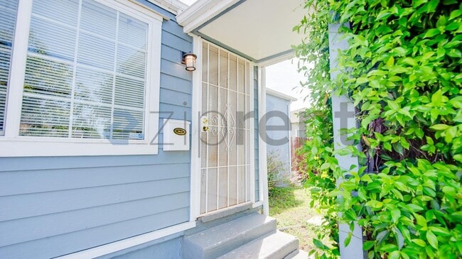 Foto del edificio - 812 Humboldt St