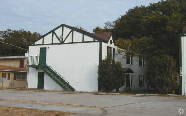 Building Photo - 3809-3811 W Platt St
