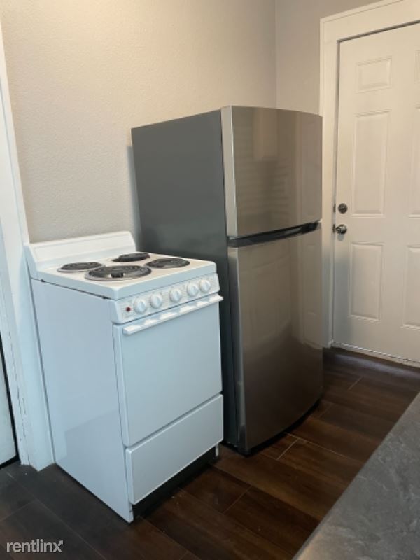 Foto del edificio - 2 br, 1 bath House - 6823 Chestnut Ave