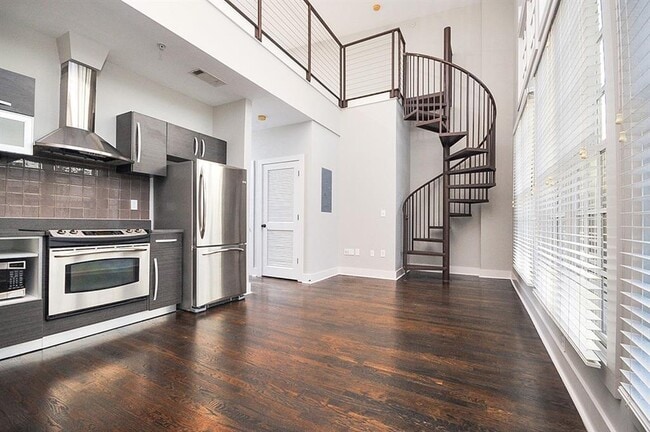 Building Photo - 1300 DeKalb Ave NE