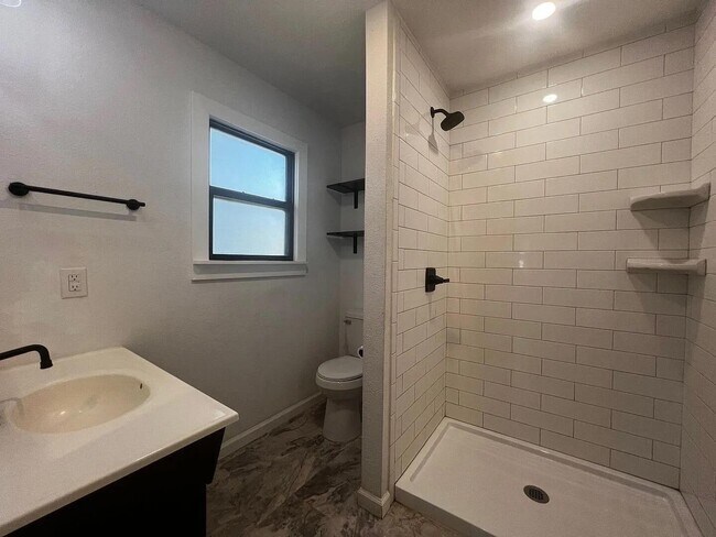 Foto del edificio - 4906 60th St