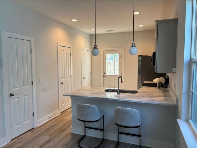 Photo - 2023 Comstock Ave House