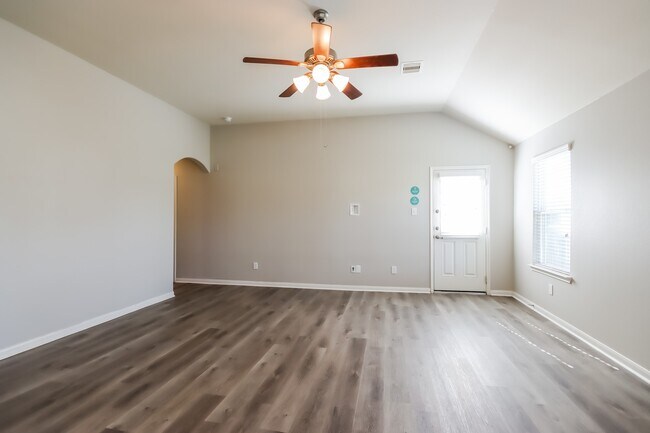 Foto del edificio - 1110 Shadow Glenn Dr