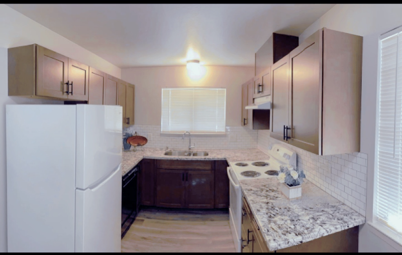 Primary Photo - 1081 Lakedale Way