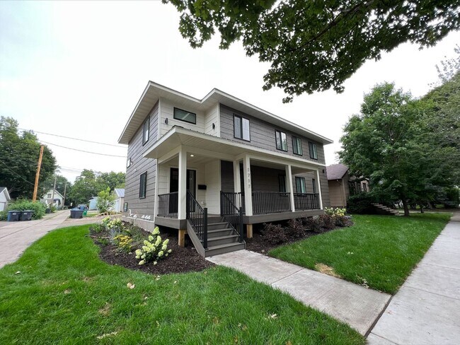 Building Photo - 2023 Build Single Family close to U of M C...