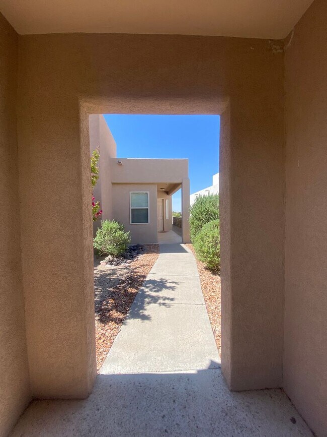 Foto del edificio - Beautiful Fully Furnished Home for rent in the Boulders on the Green