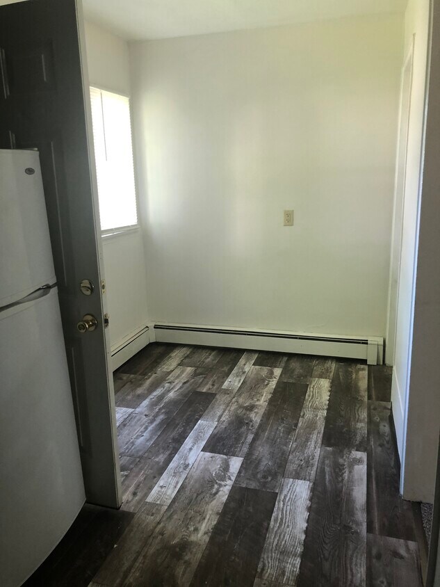 Foto principal - 808 8th St N
