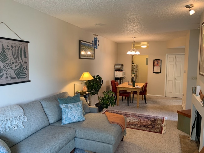 Building Photo - 7465 Spy Glass Ct