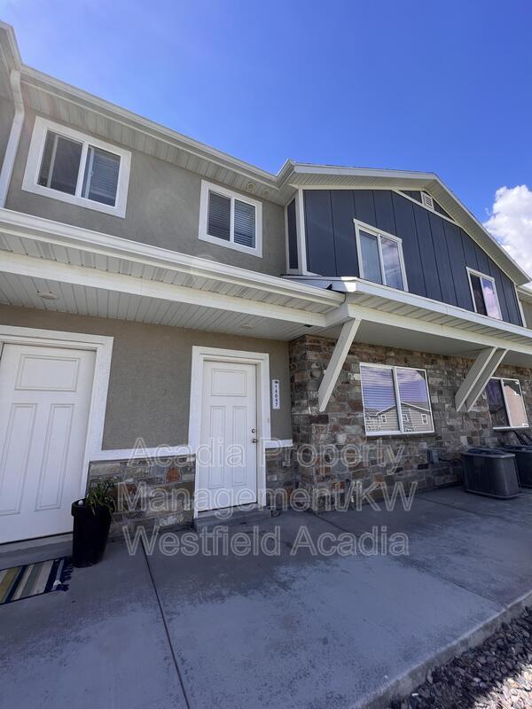 Primary Photo - 14848 S Trap Rock Way