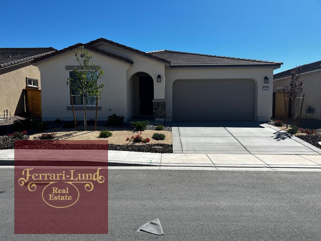 Foto principal - Gorgeous single story HOME in Sparks!!! - ...