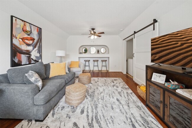 Foto del edificio - 1105 Tulane St