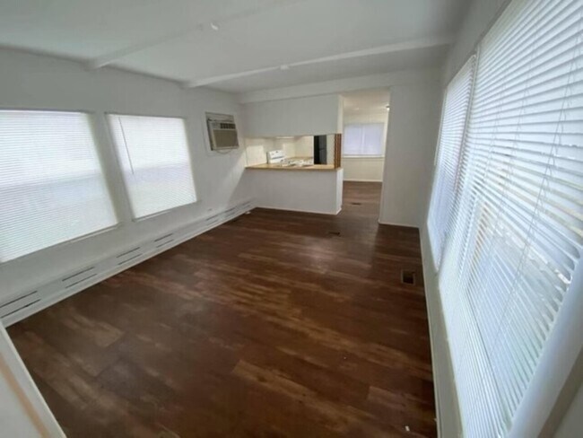 Building Photo - 4243 Hill