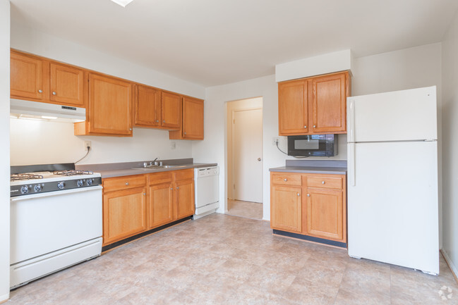 2 Bedroom 1 Bath - Cub Hill Apartments