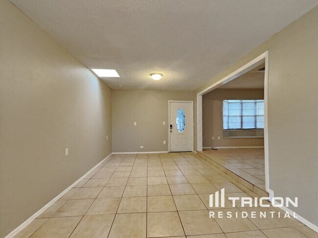 Building Photo - 5025 33rd Terrace N