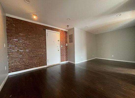Building Photo - 2 bedroom in BRONX NY 10462
