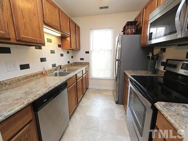 Building Photo - 21 Georgetown, Durham, NC  27705