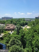 Building Photo - 8370 Greensboro Dr
