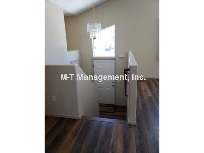 Building Photo - 1028 E 29th Ave