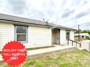 Building Photo - 422 Amires Pl