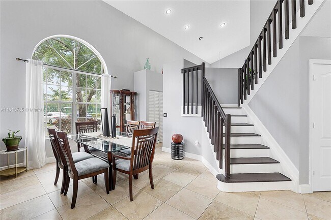 Foto del edificio - 1008 NW 116th Ave