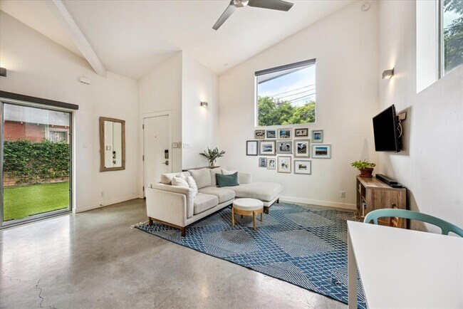 Foto del edificio - 207 Caney St