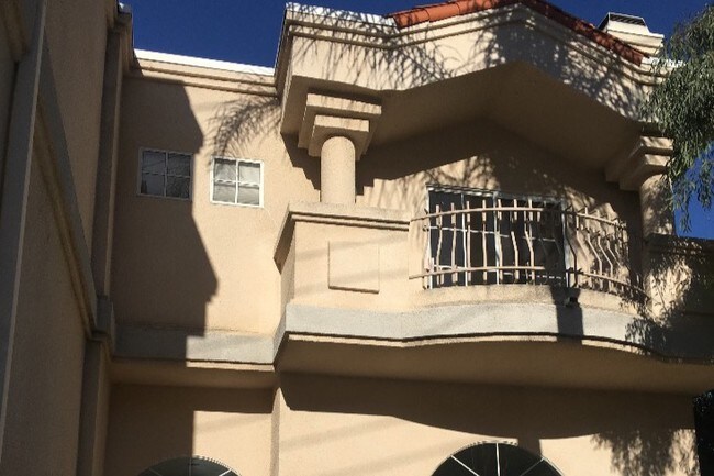 5340 Las Virgenes Rd Unit 4 Calabasas Ca 91302 Condo For Rent In Primary Photo 5340 Las Virgenes Rd