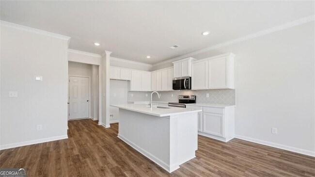 Building Photo - 1404 Gray Br Dr