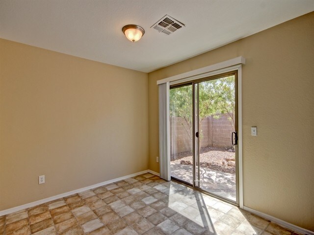 Foto del edificio - 11167 W Garfield St