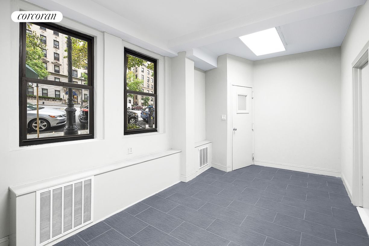 Foto principal - 64 East 86th St