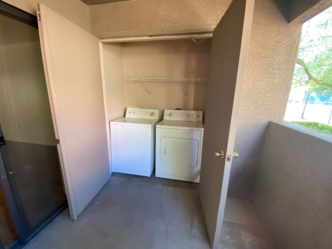 Primary Photo - Chandler Apartment
