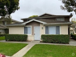 Building Photo - 2584 Yardarm Ave