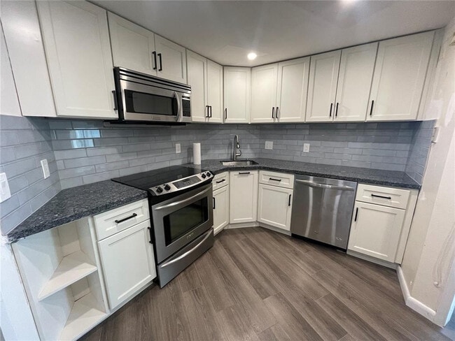 Building Photo - 3700 Galt Ocean Dr
