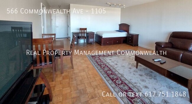 Foto del edificio - Rare Kenmore Tower Apartment with a View
