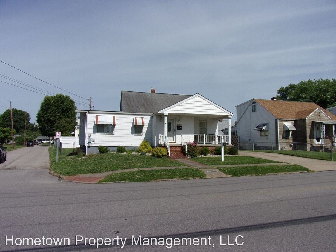 3501 Broad St, Parkersburg, WV 26104 House Rental in Parkersburg, WV