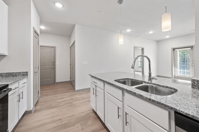 Foto del edificio - 691 Union Chapel Rd