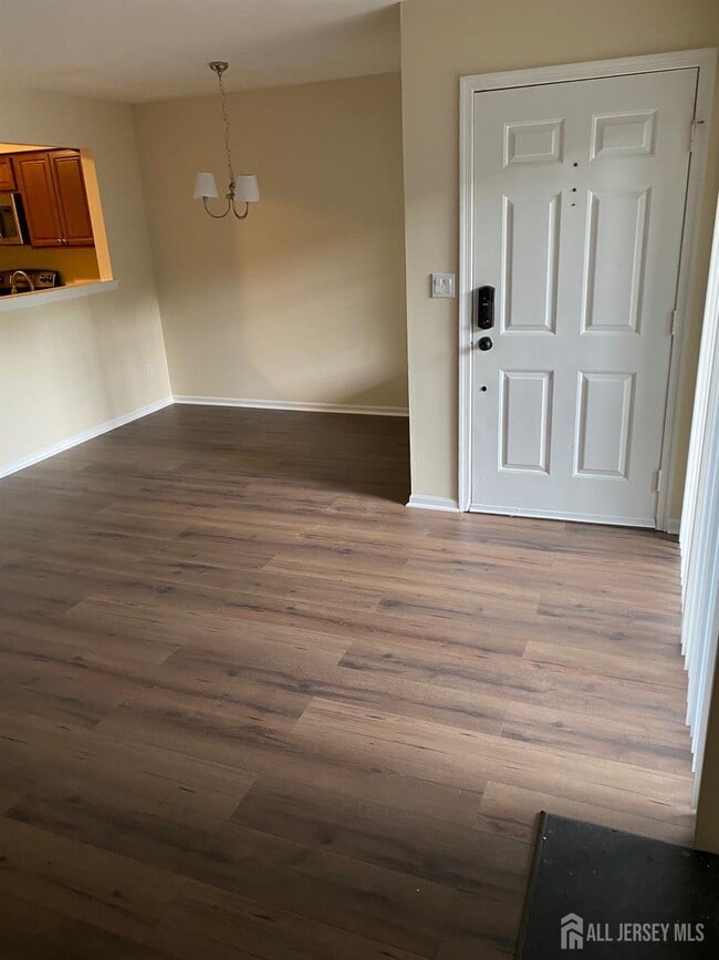 Building Photo - 5 Brigade Ct