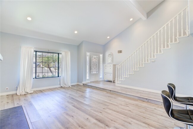Foto del edificio - 23427 Stirrup Dr