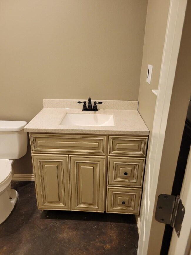 Foto del edificio - 18060 County Road 1100