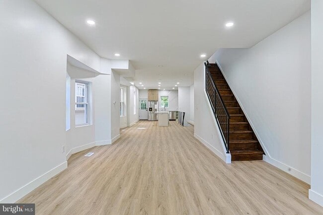 Building Photo - 7415 Sprague St