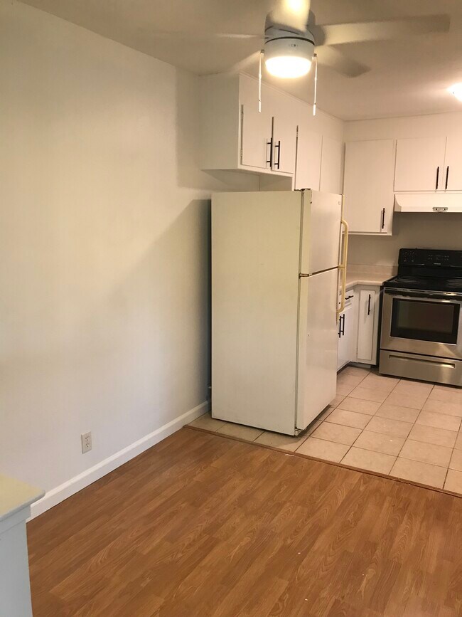 431 E 9th St, Lincoln, CA 95648 Townhome Rentals in Lincoln CA