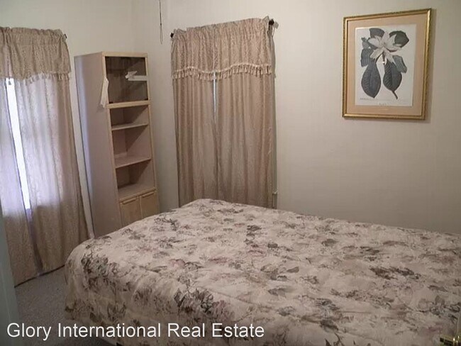 Building Photo - 2 br, 1 bath House - 410 E Plymouth Avenue