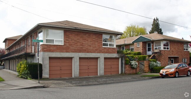 Foto del edificio - 3440-3464 SE Madison St