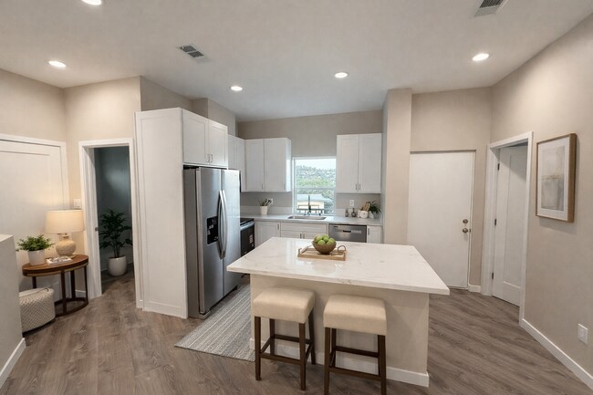 Foto del edificio - BRAND NEW 2026!! 4BD/2BA