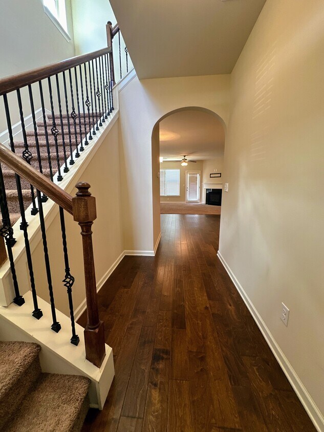 Foto principal - 330 Emporia Loop