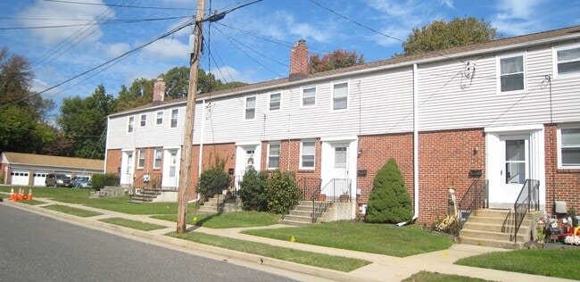 Building Photo - Pitman Gardens Apartments