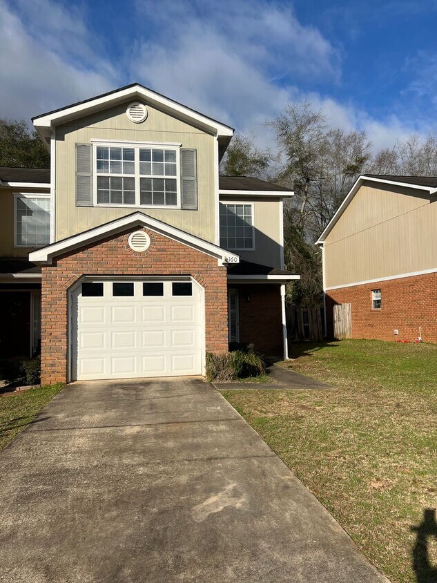 160 S Spring View Dr, Enterprise, AL 36330 Townhome Rentals in