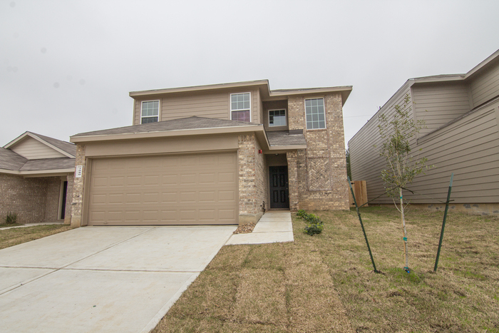 Primary Photo - Oakwood Forest - 2080 Oakwood Forest Drive...