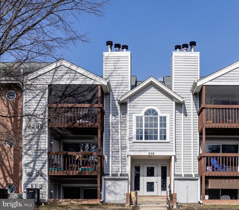 208 Spring Maiden Ct Unit 104, Glen Burnie, MD 21060 Room for Rent in