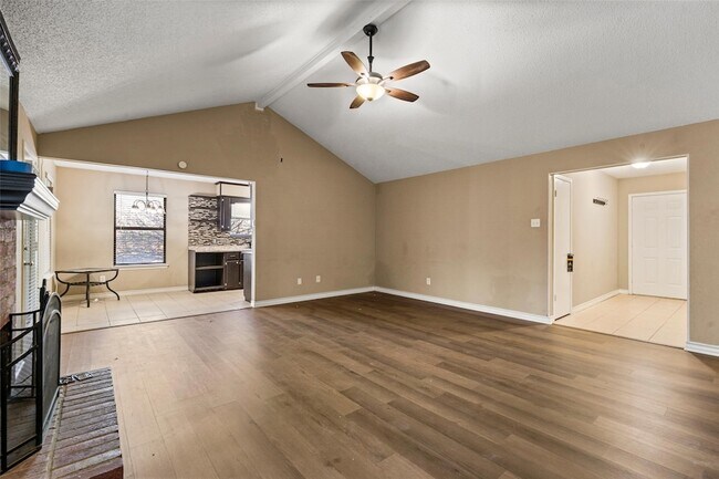Foto del edificio - 614 Circle Creek Dr